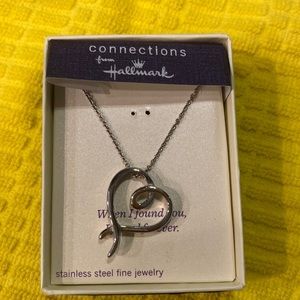 HallMark heart necklace